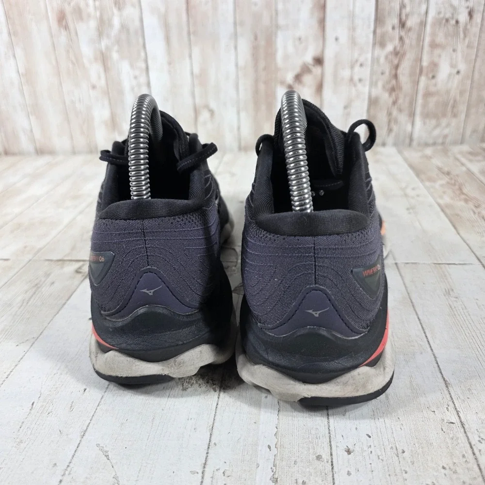 Mizuno Wave Sky 6 Womens Running Shoes Black Orange J1GD220222 Size 6.5